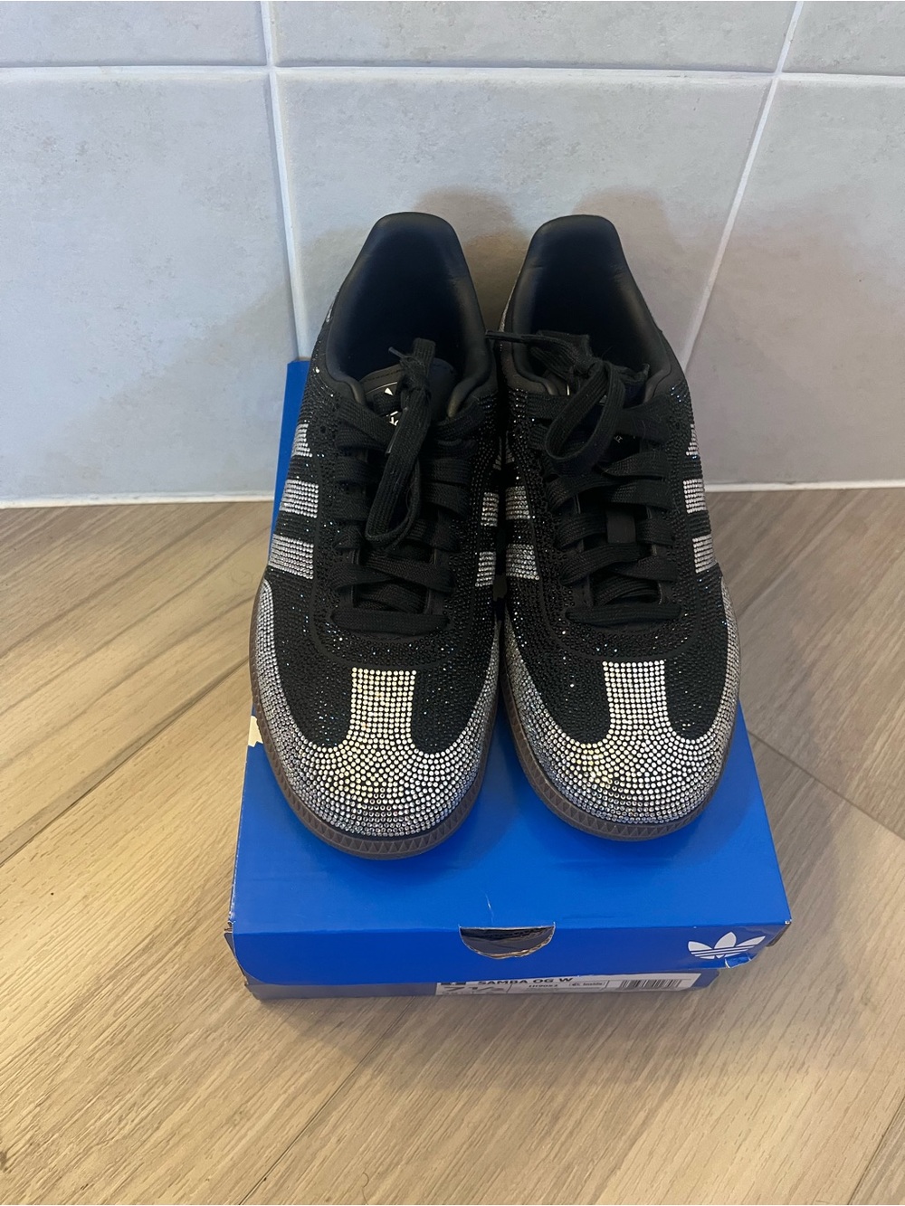 adidas Samba OG W Box Label in Black and White